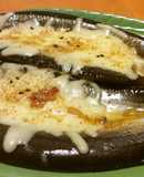 焼き秋刀魚のチーズ七味唐辛子乗せ