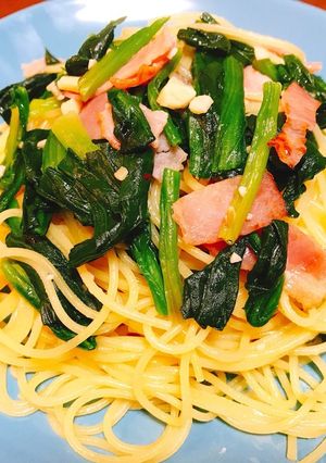 白だしとバターでベーコンほうれん草パスタ-レシピのメイン写真