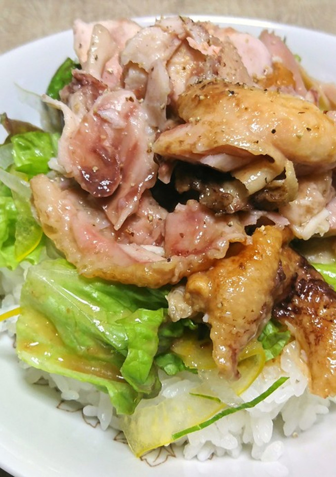 コストコチキンでチキンサラダ丼-レシピのメイン写真