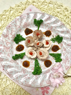 豚肉のお花畑&梅肉ソース添え-レシピのメイン写真