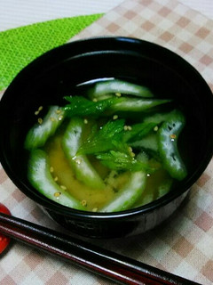 ワカメとセロリーの味噌汁☆-レシピのメイン写真