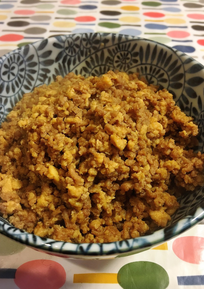 簡単！作りおきにも！凍らせ豆腐の肉そぼろ-レシピのメイン写真