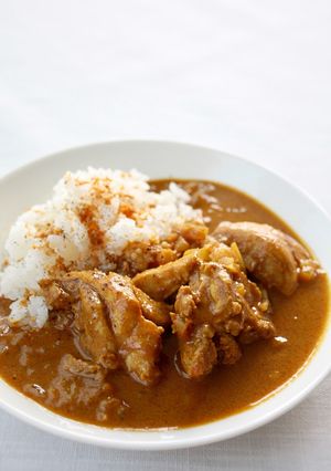 スパイス効かせて【ココナッツチキンカレー-レシピのメイン写真