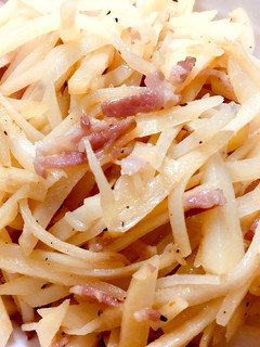 すぐできる!味覇ジャガイモ千切り炒め-レシピのメイン写真