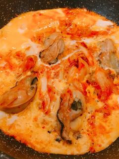 牡蠣のキムチ炒め、玉子とじ!-レシピのメイン写真
