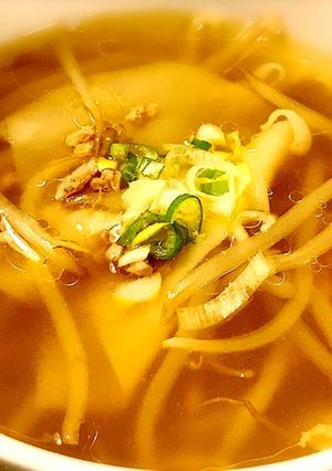 豚ひきとモヤシでお安く簡単ワンタンスープ-レシピのメイン写真