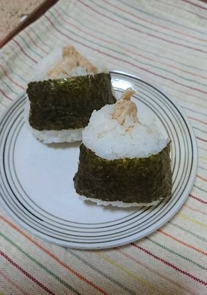 美味!鶏味噌マヨのおにぎり形悪いけど-レシピのメイン写真
