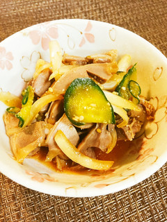お惣菜屋さんの味♪新玉ねぎとズリの酢の物-レシピのメイン写真