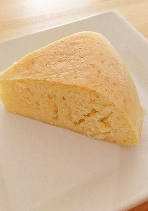 材料3つ♪炊飯器のヨーグルトケーキ-レシピのメイン写真