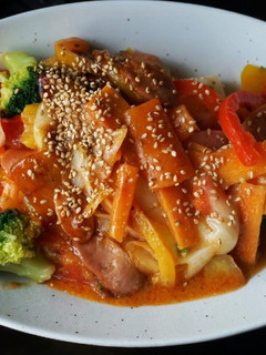 フライパン一つで お餅入り野菜炒め-レシピのメイン写真