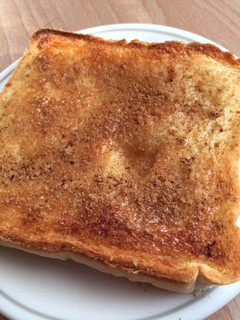 表面パリパリ!キャラメリゼ風朝食パン-レシピのメイン写真