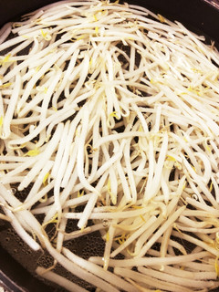 シャキシャキになるもやしの茹で方♡-レシピのメイン写真