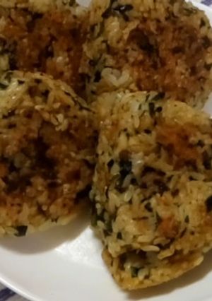 堅あげポテトのチーズカレーおにぎり-レシピのメイン写真