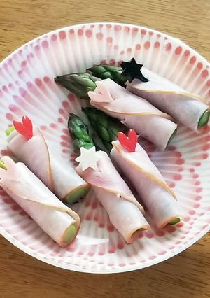 アスパラとハムのくるくる巻き☆お弁当に-レシピのメイン写真