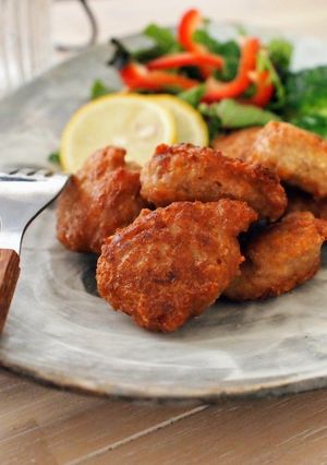 混ぜて揚げ焼くだけ♪鶏挽肉と豆腐の唐揚げ-レシピのメイン写真