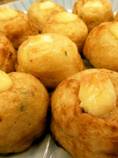冷凍たこ焼きをチーズでお洒落に♪-レシピのメイン写真
