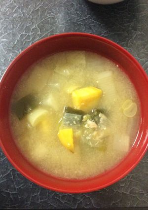 さつまいもとねぎと大根の味噌汁♪-レシピのメイン写真