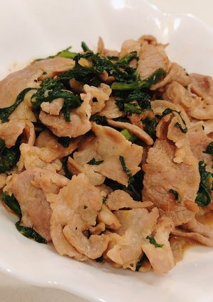 春菊と豚肉の生姜おかか炒め-レシピのメイン写真