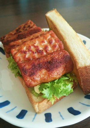 美味しい簡単♡ウインナーわさび菜サンド！-レシピのメイン写真