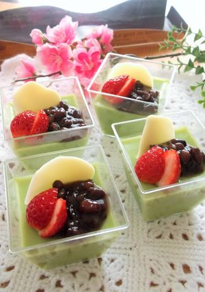 簡単♪混ぜて冷やすだけ!春色 抹茶プリン-レシピのメイン写真