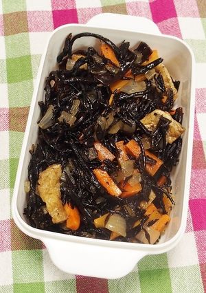 【作り置き】ひじきの煮物~和中折衷-レシピのメイン写真