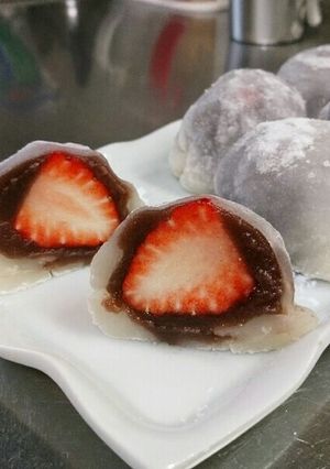イチゴ大福(トレハロース使用)-レシピのメイン写真