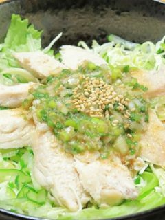 蒸し鶏の梅肉ソースかけ-レシピのメイン写真