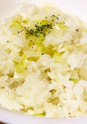 イタメシ☆キャベツ＆玉葱の塩バターライス-レシピのメイン写真