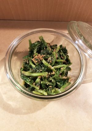 醤油麹でほうれん草の胡麻あえ-レシピのメイン写真
