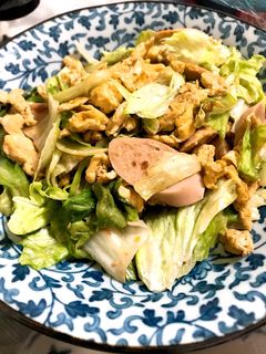 魚肉ソーセージとレタスのマヨ炒め-レシピのメイン写真