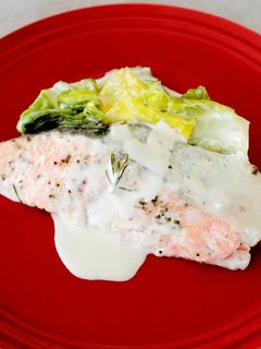 レンジで簡単!春キャベツと鮭のクリーム煮-レシピのメイン写真