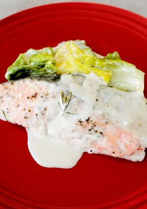 レンジで簡単！春キャベツと鮭のクリーム煮-レシピのメイン写真
