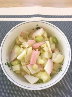 イカ燻製セロリのおつまみサラダ-レシピのメイン写真