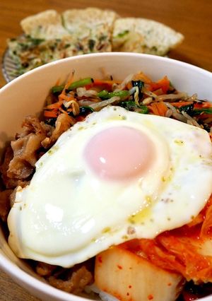 超簡単！前日ナムルで野菜たっぷりビビンバ-レシピのメイン写真