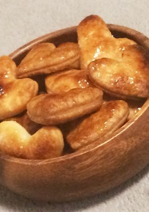 余ったパイの切れ端で！ぷっくりミニパイ♡-レシピのメイン写真