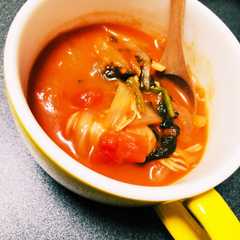 รูปของ 残り物野菜で！トマトのスープ