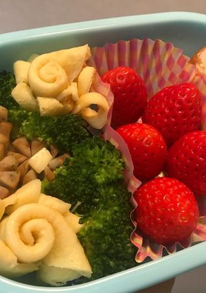 お弁当に失敗なしお花卵焼きお花ウィンナー-レシピのメイン写真