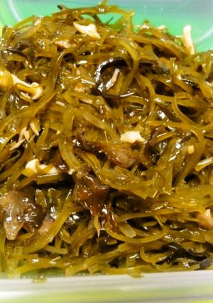 *ヘルシーキノコと刻み昆布の煮物*-レシピのメイン写真