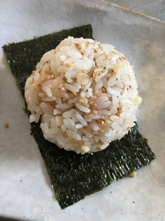 *げきうまきつねおにぎり *-レシピのメイン写真