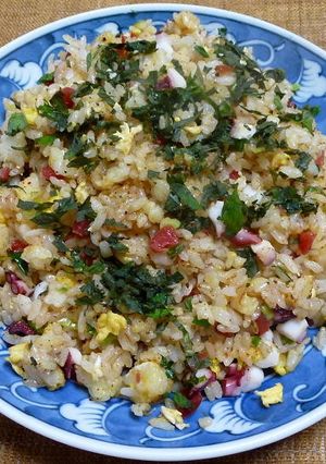 タコとカリカリ梅の和風チャーハン-レシピのメイン写真