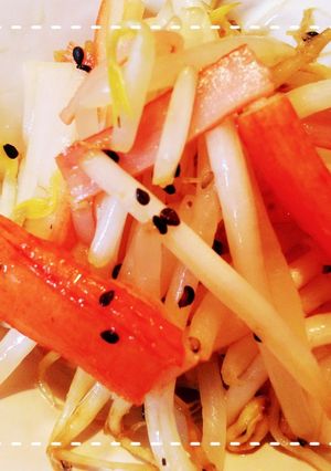レンジだけ！もやしとかにかまのサラダ-レシピのメイン写真