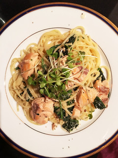 簡単!ほうれん草と鮭のクリームパスタ-レシピのメイン写真