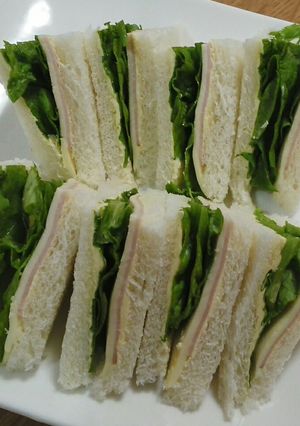 レタスたっぷりハムサンド-レシピのメイン写真