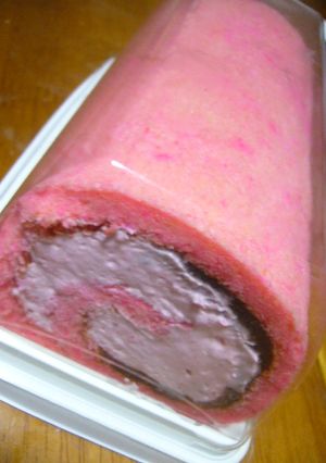 モンテール風*冷凍いちごのロールケーキ-レシピのメイン写真