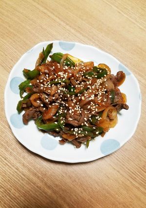 普段と違う味付けで♪ピリ辛牛肉と野菜炒め-レシピのメイン写真