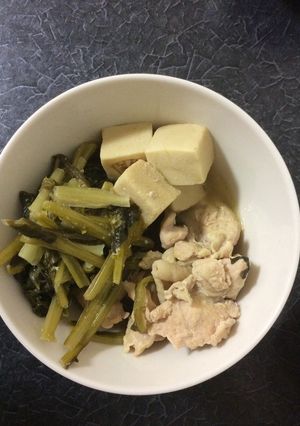 鶏肉と高野豆腐とかぶの葉のゆずこしょう煮-レシピのメイン写真