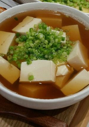 うちのつゆだく！湯豆腐。(豆腐の出汁煮)-レシピのメイン写真