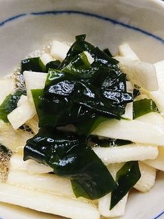【甘くない】山芋とわかめの酢の物-レシピのメイン写真