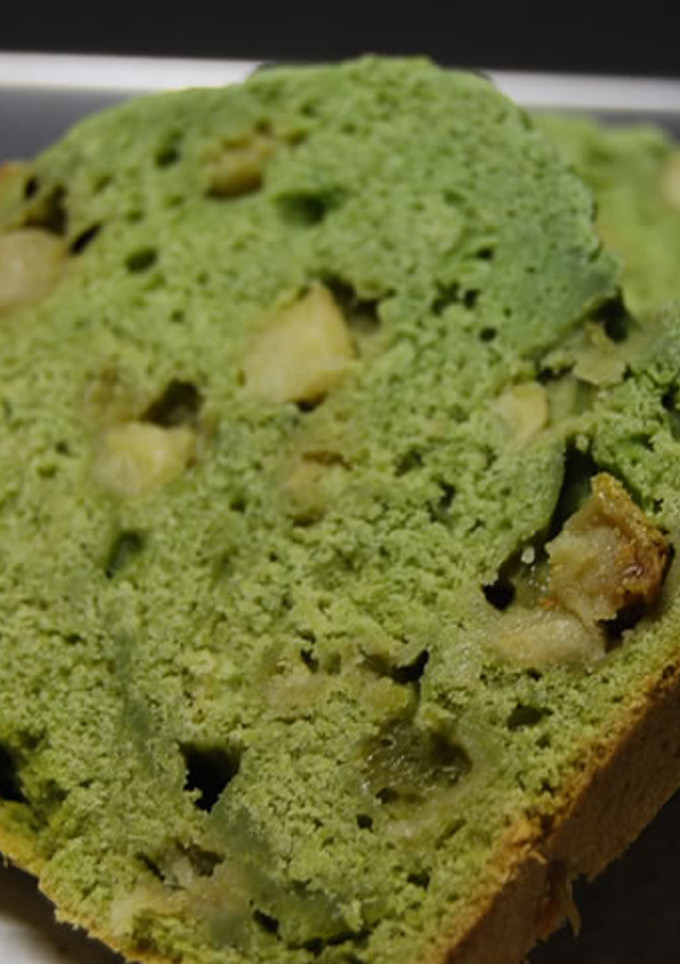 角切りりんごとほうれん草のケーキ（HB）-レシピのメイン写真