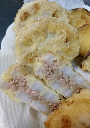 美味☆蓮根のもち麦入り肉味噌の挟み揚げ-レシピのメイン写真